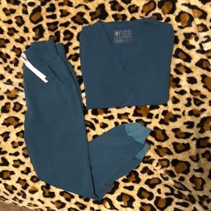 Figs high waisted Caribbean blue XS set